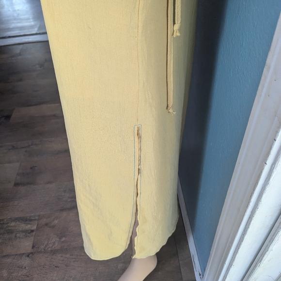 Talita Kume Elegant Yellow Maxi Dress - Picture 6 of 11